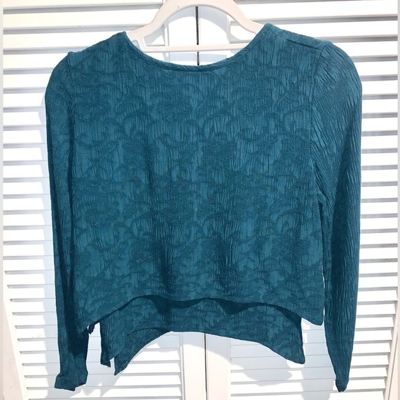 Molly Malloy Vintage Green textured Crop long sleeve blouse Size 6 - Picture 6 of 9